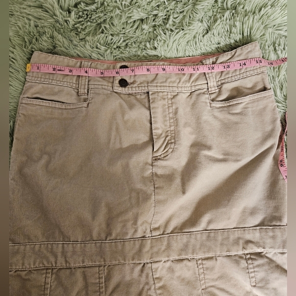 American Eagle Outfitters 1978 Vintage Pleated Skirt - Picture 8 of 8